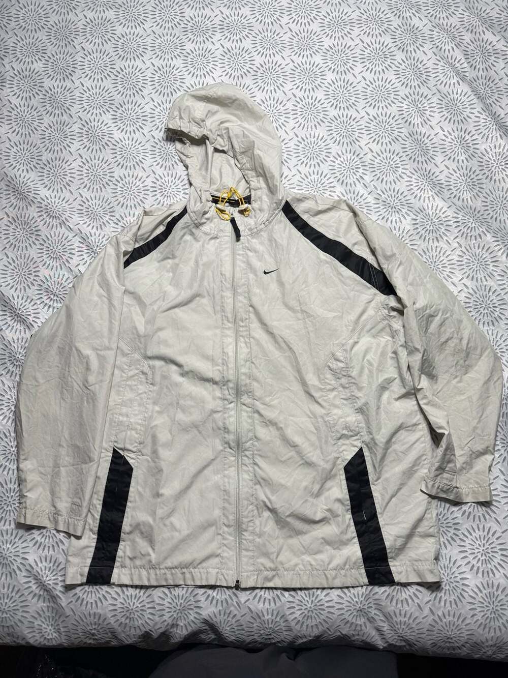 Nike Vintage Full Zip Windbreaker Jacket XL Off White Black Hoodie